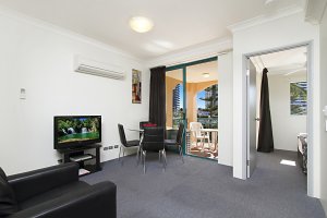 Dining 1 And 2 Bed Dining 1 And 2 Bed